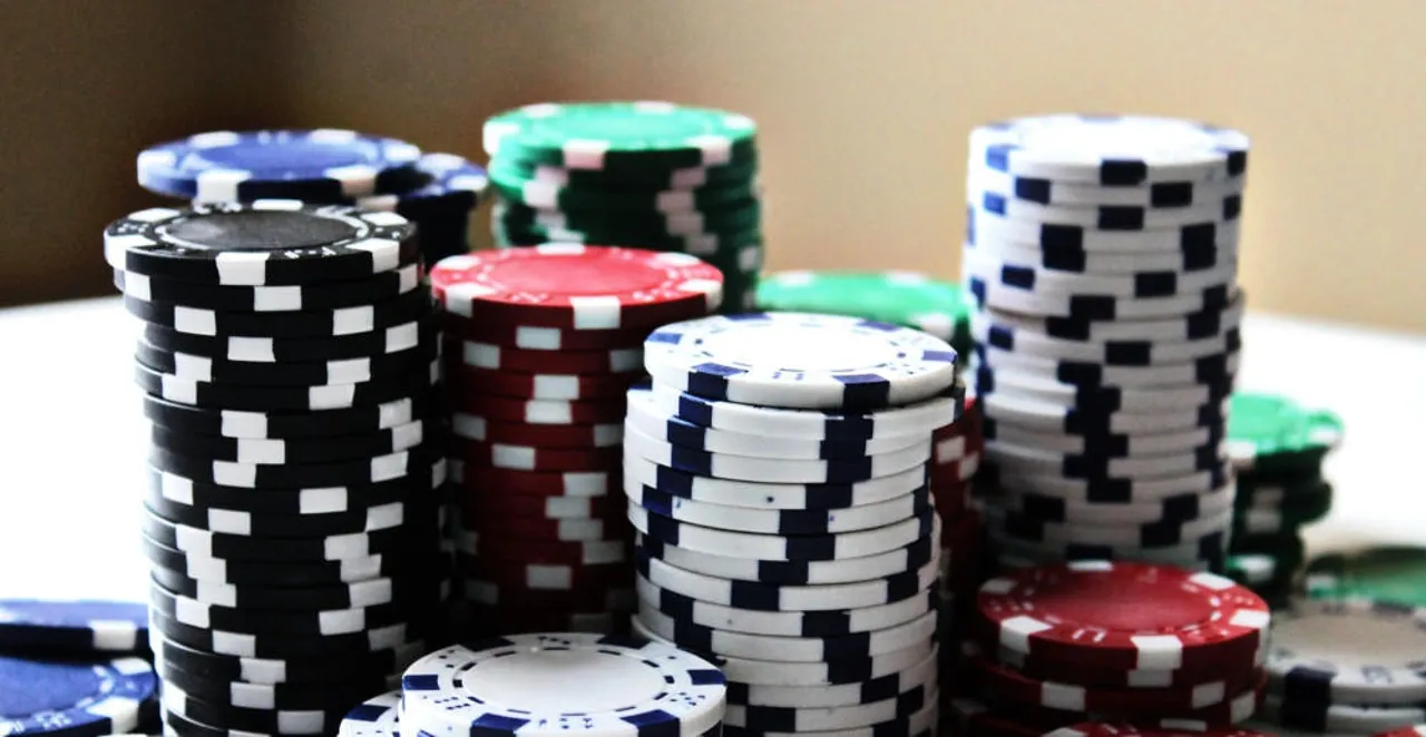 gambling-chips-casino